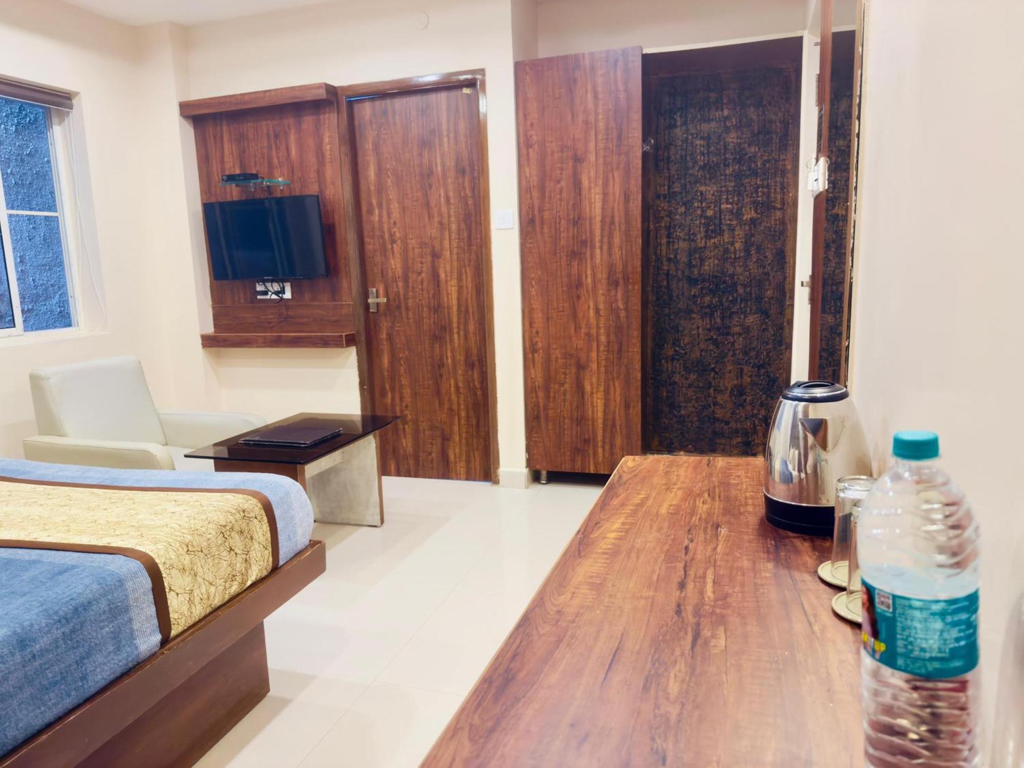 The Hydel Park - Business Class Hotel - Near Central Railway Station Chennai Zewnętrze zdjęcie